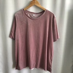 Women’s velvet top
